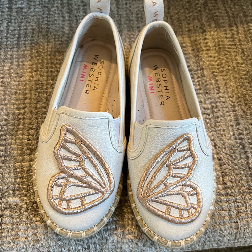 Worn once or twice excellent condition